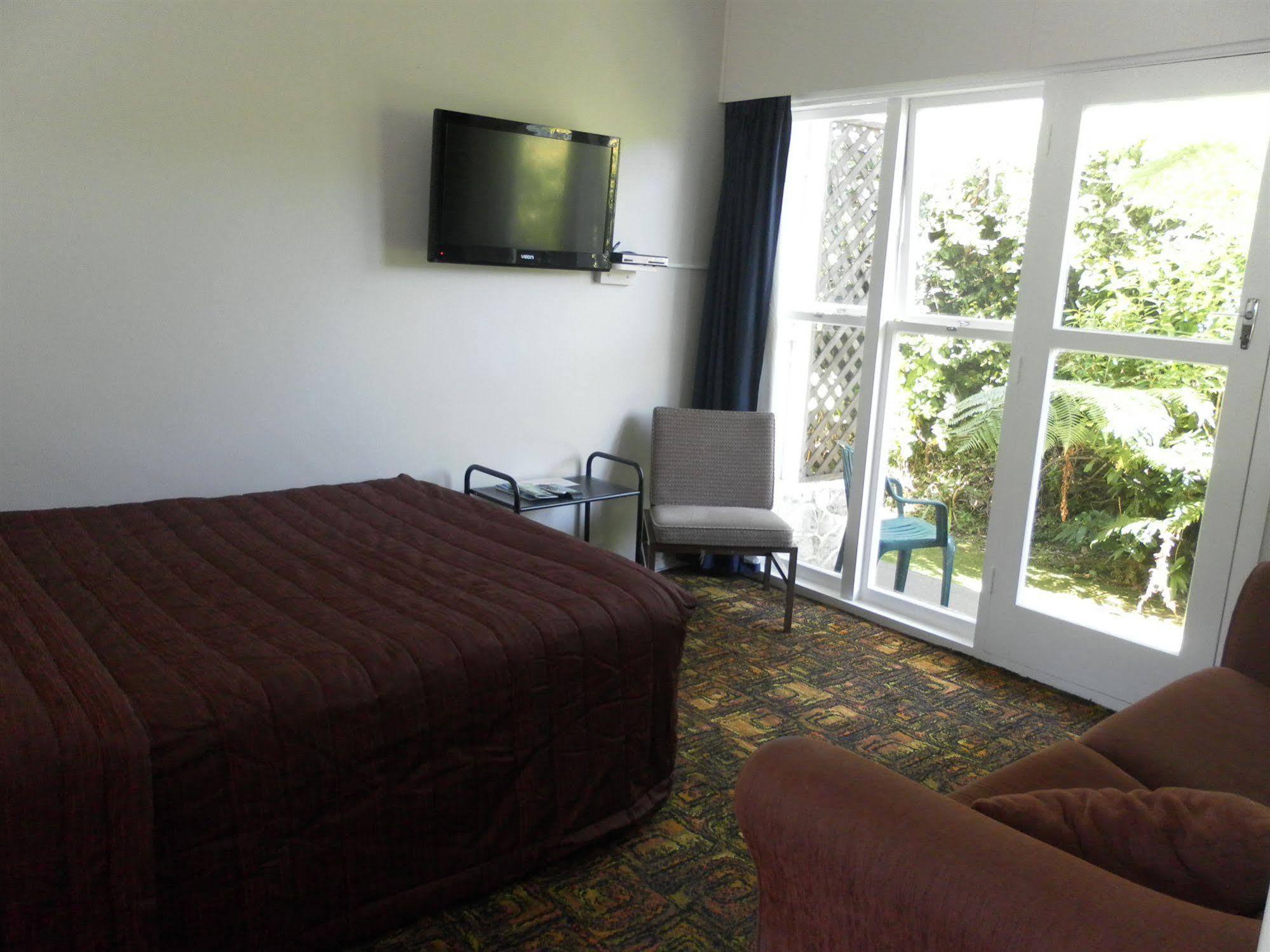 Beachside Sunnyvale Motel Picton Exterior foto