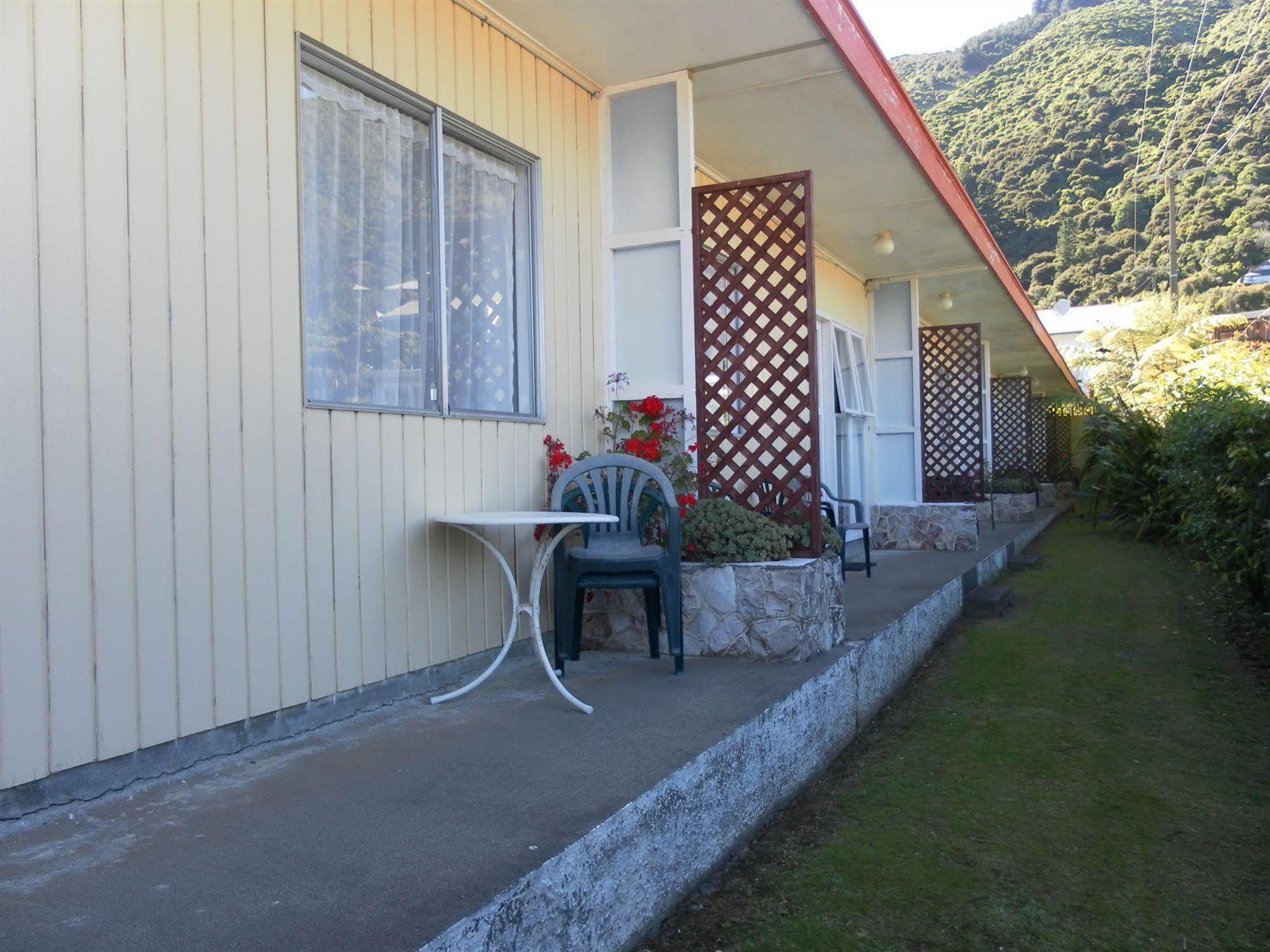 Beachside Sunnyvale Motel Picton Exterior foto
